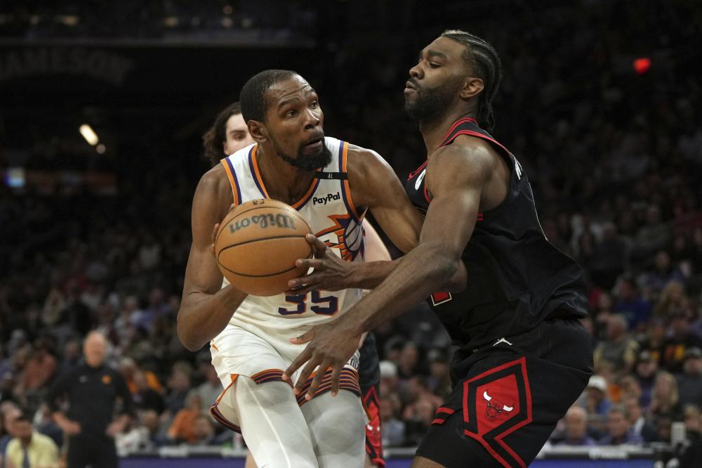 明天3日NBA凯尔特人VS热火：我预测得分213以上，看好大.